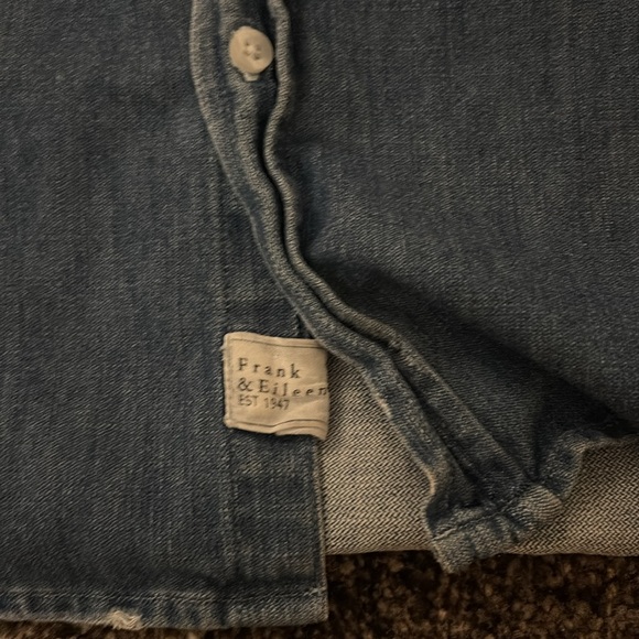 Frank & Eileen- the Eileen denim shirt - Picture 7 of 8